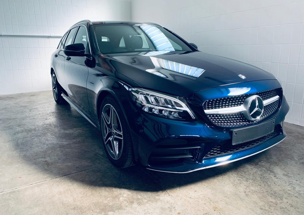 mercedes c200 amg line kombi Renault Clio - The Carage