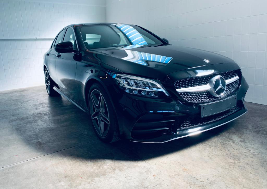 mercedes c300 amg line limousine
