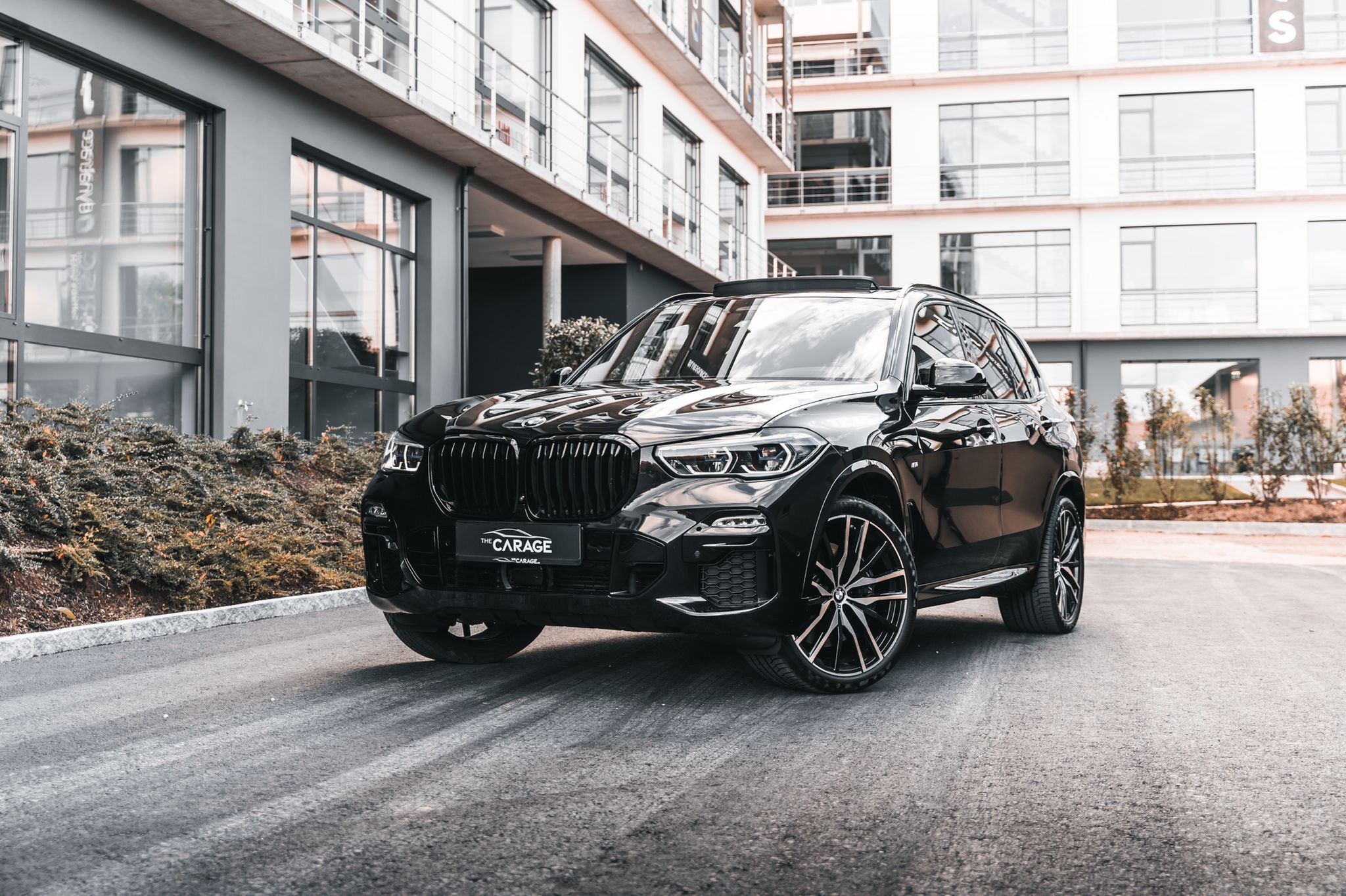 BMW X5 G05 M-SPORT X-DRIVE Mercedes C53 AMG Coupe Matt