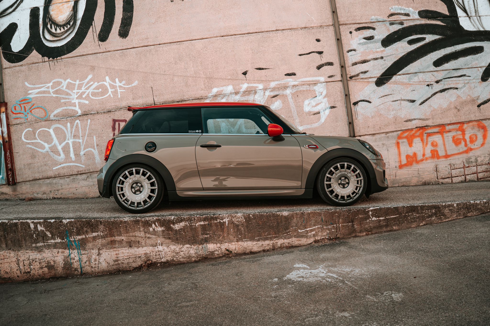 MINI COOPER JOHN WORKS MINI COOPER JOHN WORKS